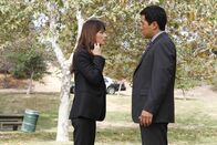 The Mentalist – Ermitteln in einem neuen Fall: Teresa (Robin Tunney, l.) und Kimball (Tim Kang, r.) ...