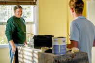 Young Sheldon – Lance Barber (George Cooper Sr.), Matt Hobby (Pastor Jeff).