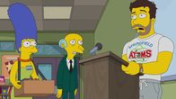 Die Simpsons – (v.l.n.r.) Marge; Mr. Burns; Grayson Mathers
