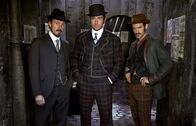 Ripper Street – (v.l.n.r.) Detective Sergeant Bennet Drake (Jerome Flynn), Detective Inspector Edmund Reid (Matthew Macfadyen), Captain Homer Jackson (Adam Rothenberg)