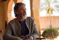 So ist das Leben - Life Itself – Mr. Saccione (Antonio Banderas) hatte eine schwere Kindheit. Das ist eventuell einer der Gründe, warum er keine eigene Familie gegründet hat.