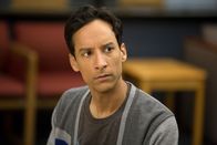 Community – Geht Abed (Danny Pudi) in Sachen Erbe als einziger der Gruppe leer aus?