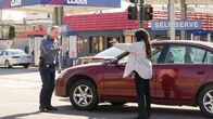 Chicago P.D. – Hank Voight (Jason Beghe) und Anna Avalos (Carmela Zumbado)