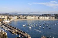 Zu Tisch ... – San Sebastián: Die Stadt ist nicht nur berühmt für ihre schönen Strände, sondern auch für ihre vorzügliche Gastronomie.