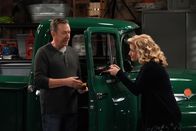Last Man Standing – Mike Baxter (Tim Allen, l.); Vanessa Baxter (Nancy Travis, r.)