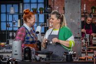 Das große Promibacken – Enie van de Meiklokjes (l.); Manuela Wisbeck (r.)