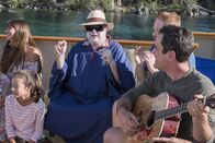 Modern Family – Little Lily Tucker-Pritchett (Audrey Anderson-Emmons), Delia Delgado Pritchett (Sofia Vergara), Jay Pritchett (Ed O'Neill), Mitchell Pritchett (Jesse Tyler Ferg), Phil Dunphy (Ty Durrell)