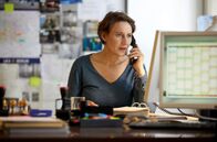 Die Heiland - Wir sind Anwalt – Kriminalhauptkommissarin Katja Weisswange (Meike Schlüter) will die Einbrecherbande, die Großbaustellen in Berlin ausraubt, unbedingt fassen.