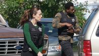 Chicago P.D. – Kim Burgess (Marina Squerciati) und Kevin Atwater (LaRoyce Hawkins)