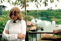 Apocalypse Now Redux – Roxanne Sarrault (Aurore Clément)