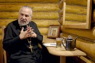 GEO Reportage – Der 52-jährige russische Erzpriester Oleg ist das geistige Oberhaupt der Kosaken.