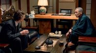 Tokyo Vice – Geben und Nehmen: Der Reporter Jake (Ansel Elgort, li.) mit dem Yakuza-Clanchef Ishida (Shun Sugata).