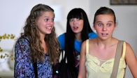 Emmas Chatroom – v.l.: Emma (Sophie Karbjinski), Jackie (Charlotte Nicdao), Ally (Marny Kennedy)
