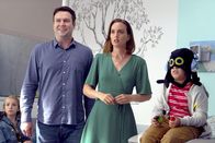 Single Parents – (v.l.n.r.) Sophie Cooper (Marlow Barkley); Will Cooper (Taran Killam); Angie D'Amato (Leighton Meester); Graham D'Amato (Tyler Wladis)