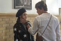 Charmed – Maggie Vera (Sarah Jeffery, l.); Viralis (Tyler Blackburn, r.)