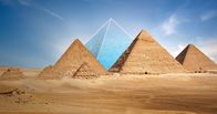 Mythos - Die größten Rätsel der Geschichte – Die drei Pyramiden von Gizeh gelten als archäologische Sensation. Doch einst soll es eine noch viel beeindruckendere, vierte Pyramide gegeben haben: das Grabmal des Pharaos Djedefre.
