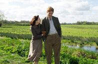 Grantchester – L-R: Amanda Kendall (Morven Christie) und Sidney Chambers (James Norton)