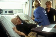 Diagnose: Mord – (v.l.n.r.) Art Amador (William Christopher); Maggie Dennings (Loretta Swit); Karin Hatcher (Christopher Norris)