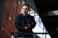 The River Murders - Blutige Rache – Agent Vuckovitch (Christian Slater).