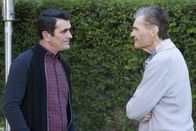 Modern Family – L-R: Phil Dunphy (Ty Burrell) und Frank Dunphy (Fred Willard)