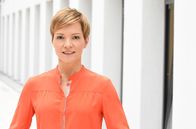 ARD-Buffet – Moderatorin Evelin König.