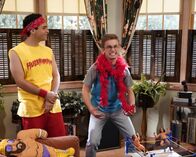 The Goldbergs – v.li.: Barry Goldberg (Troy Gentile), Adam Goldberg (Sean Giambrone).