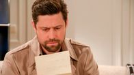 Rote Rosen – Julius (Jan Stapelfeldt) ist geschockt, als er den Abschiedsbrief findet!; ARD ROTE ROSEN FOLGE 4054 Uhr im ERSTEN. Julius (Jan Stapelfeldt) ist geschockt, als er den Abschiedsbrief findet!