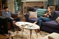 Last Man Standing – Ryan (Jordan Masterson, l.); Eve (Kaitlyn Dever, r.)