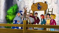 Bibi und Tina – Der Graf (3.v.l.) zeigt Bibi (r.), Tina (M.) und Alex (2.v.r.) das bunte Mittelalterfest, das er veranstaltet.
