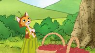 Pettersson und Findus – Findus ist stolz: Er hat mit Pettersson zwei randvolle Körbe Kirschen geerntet.