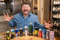Lebensmitteltricks - Lege packt aus – Was sorgt im Energydrink für die aufputschende Wirkung? Sebastian Lege baut ein solches Getränk nach.