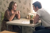This Is Us - Das ist Leben – Marilyn Pearson (Laura Niemi, l.); Jack Pearson (Milo Ventimiglia, r.)
