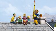 Feuerwehrmann Sam – Familie Jones konnte sich auf dem Hausdach in Sicherheit bringen. Feuerwehrmann Sam hat mit seinen Kollegen alle Hände voll zu tun.