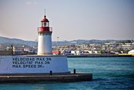 Die Balearischen Inseln – Der Hafen von Ibizas Hauptstadt Eivissa.