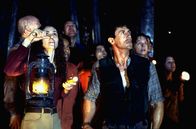Daylight – Als eine Explosion den stark befahrenen Verkehrstunnel von der Außenwelt abschneidet, sind die Überlebenden dem drohenden Einsturz des Tunnels ausgesetzt. Ihre einzige Hoffnung ist Kit Latura (Sylvester Stallone, vorne r.) ...