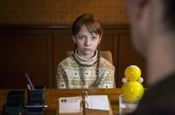 Wolfsland – Das junge Mädchen (Amalia Rzepka) hat ein Trauma erlebt.