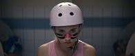 Derby Girl – Lola Bouvier (Chloé Jouannet) ist sehr ehrgeizig und sie möchte mit ihren Derby Girls den "Moon-Derby-Cup" gewinnen.