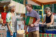 Death in Paradise – L-R: Nelson Myers (RAM JOHN HOLDER), DI Jack Mooney (ARDAL O’HANLON).