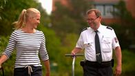 Spiekeroog ... mit Judith Rakers – Judith Rakers und Inselpolizist André Basold auf Streife