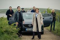 Silent Witness – (v.l.n.r.) Jack Hodgson (David Caves); DS Adam Kemp (Aaron McCusker); Dr Thomas Chamberlain (Richard Lintern); DI Rachel Klein (Lorraine Ashbourne); Nikki Alexander (Emilia Fox)