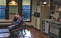 Elementary – Ein neuer Fall, in den auch die chinesische Mafia mit illegalen Glücksspiel verwickelt ist, entwickelt sich alles andere als einfach, für Sherlock Holmes (Jonny Lee Miller) ...