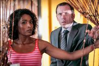 Death in Paradise – Sara Martins, Ben Miller