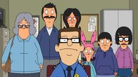 Bob's Burgers – Hinten, l-r: Gloria, Bob, Linda, Louise, Gene, Tina