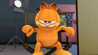 Garfield – Garfield ist irgendwann so genervt von Renfrews andauerndem Gemecker, dass er beschließt, ihm ein Leben als Katze zu ermöglichen.