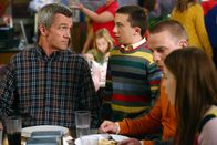 The Middle – Mike (Neil Flynn, l.); Brick (Atticus Shaffer, r.)