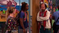 Victorious – L-R: Posey (Hayley Holmes), André Harris (Leon Thomas III), Erwin Sikowitz (Eric Lange)