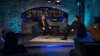 Sträter – Moderator Torsten Sträter mit seinem Gast: Till Reiners (l)