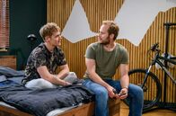 Sturm der Liebe – Max (Stefan Hartmann, l.) versteht nicht, warum Florian (Arne Löber, r.) Maja seine Gefühle nicht längst gestanden hat.