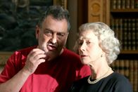 CineKino – Der britische Regisseur Stephen Frears mit Helen Mirren am Set von „Die Queen“