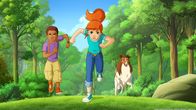 Lassie – Harvey, Zoe und Lassie versuchen die Touristenscharen davon abzuhalten, direkt auf die Wiese zu steuern.